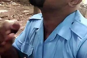 Amateur couple enjoys outdoor sex in the park