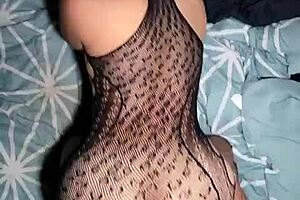 pero que hermoso culo tiene la morena que contrate ayer