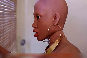 No hair but a thick delicious booty instead and wide hips