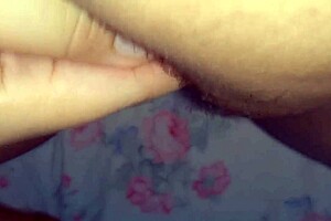 look at that big clit pulsing in hentai