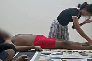 i flashed my dick to the massage girl near wife