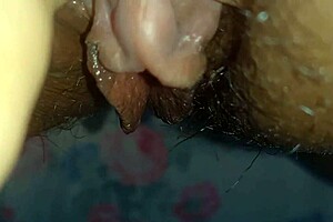 look at that big clit pulsing in hentai