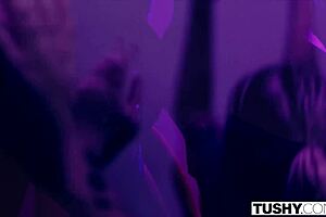 vixenplus star nicole aniston tries first anal with huge gapes and facial finish