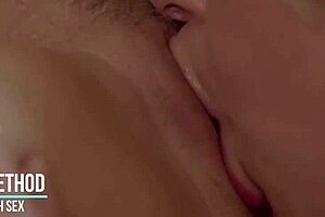 Total vagina stimulation with steady flow using porn stars