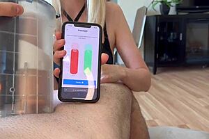 This automatic blowjob machine milks cum out 😜