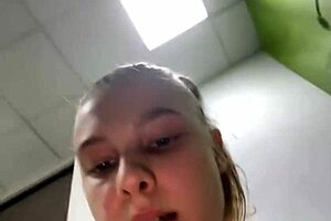 Squirting and masturbating hard in the gym! 💦