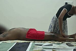 i flashed my dick to the massage girl near wife