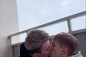 I Saw A Guy Jerking Off And Joined In With A Blowjob!