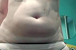 i'm wearing my new wet panties and my pussy is so wet in this anime