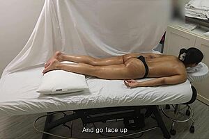 Hey, Sarah had her unforgettable first massage with her sexy natural body