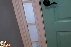 Invited Doordash Driver For Big Tip Involving Gay Ass And Monster Cock