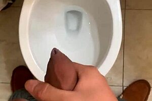 Young Japanese amateur's hardcore solo session ends up in a facial finish