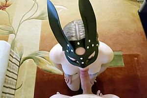 Girlfriend loves hard cock