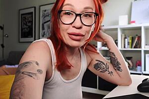 Redhead stepsister gamer pranks me with wet pussy licking and tight fisting