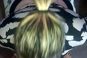 Blonde slut gives deepthroat blowjob, swallows cum in anime hentai style.