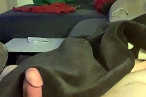 This is a solo performance of a man who likes to cum in the living room
