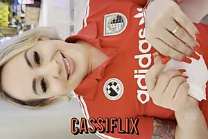 Bunny With Big Ass Plays Carrot Game