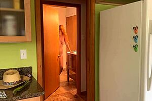 i got my frist creampie from the natrual country girl