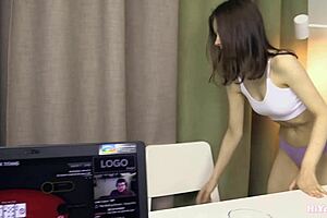 couldn't resist creampie in stepsister