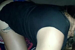 Una Rica Y Buena Mamada Le Da Esta Puta A Su Padrastro Acambio Que La Deje Salir De Fista