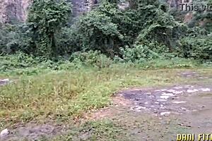 Dani Fitness agrees to hike with fan, ends in wild suckin’ and bangin’ in nature, oops!