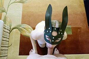 Girlfriend loves hard cock