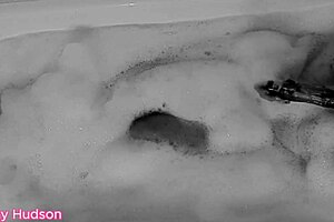 curvy kity hudson bathes with a dildo vibrator