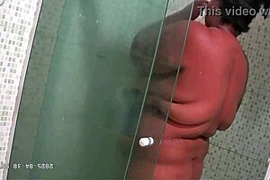 hidden camera caught naughty chubby stepmom taking vanho 😏