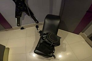 Couple mattos stops quickie fucking to put condom on