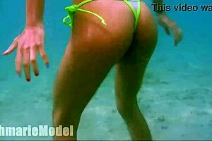 Hairy Underwater Fun