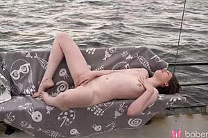 Margo von Tesse says, I'm masturbating on the yacht in 4k