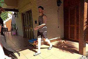 Huge tits Latina MILF analized by pool boy 😏