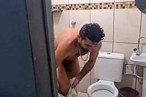 Couple mattos stops quickie fucking to put condom on