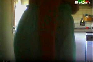 Big Tits Milf In Intriguing Display