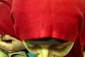 Mia Niqab exclaims, this is my first facial blowjob!