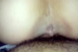 Esposa Sits Until Her Wet Pussy Overflows