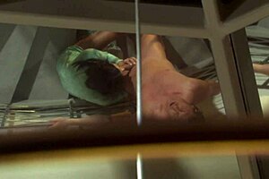 Is that brunette slut mom riding?