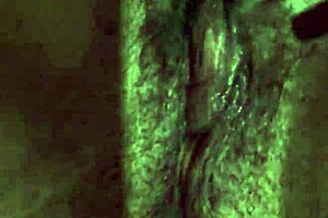 Teen rubs her virgin pussy solo