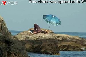 Wanna see beach voyeur turn into hardcore sex?