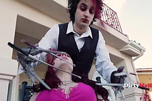 Wanna watch Edward plant his long thumb in Jessica Ryan and Annie King?