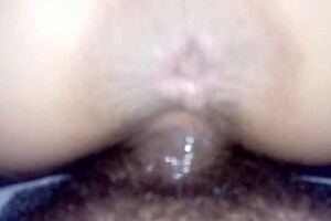 Esposa Sits Until Her Wet Pussy Overflows