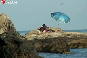 Wanna see beach voyeur turn into hardcore sex?