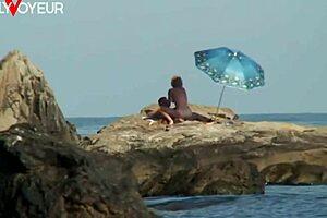 Wanna see beach voyeur turn into hardcore sex?