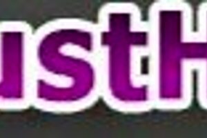 hot babes receive cumshot in high definition threesome