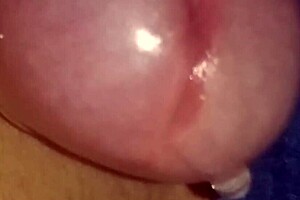 glande baboso se excita pensando en ti con toques suaves