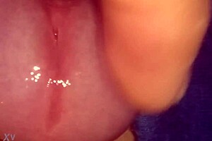 glande baboso se excita pensando en ti con toques suaves