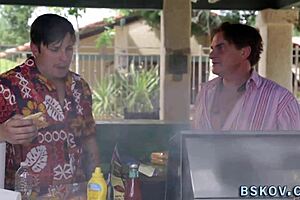 Busty milf enjoys feet worship and deepthroat 😍