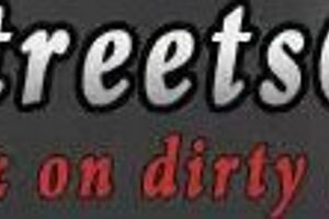 amateur teen shows pussy and fucks smokey-eyed honey