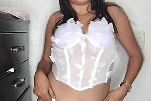 Fat Latina Housewife Flashes And Seduces For Hard Fucking