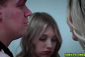 Stepmom Jenna Starr And Melody Marks Threesome Doggystyle Riding With Stepson Joshua Lewis!